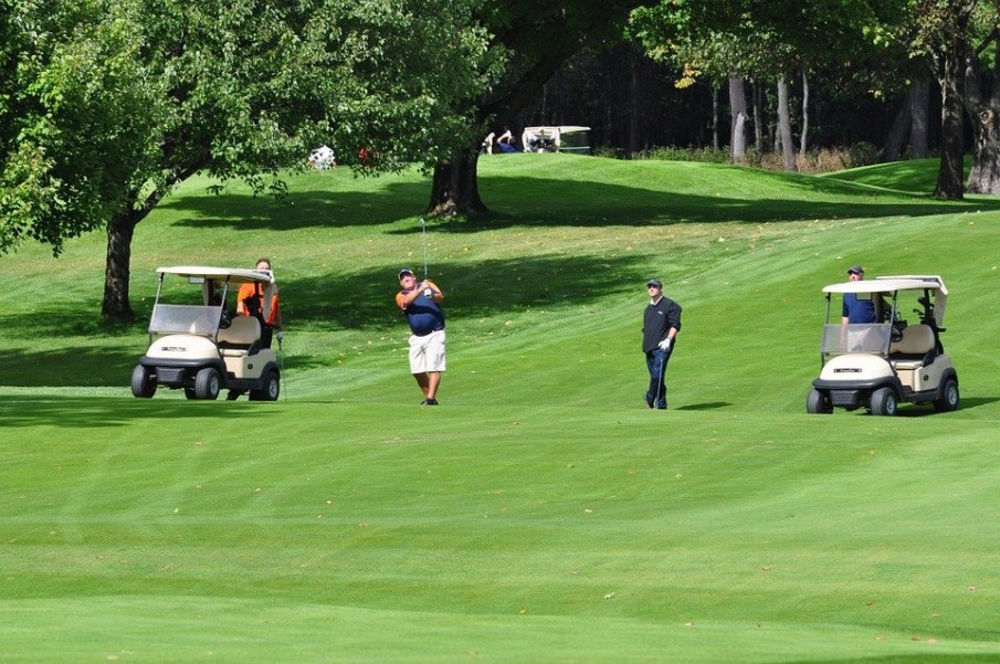 Comment jouer un bois 3 au golf